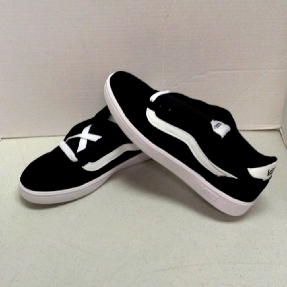 Vans black/white Cruze Too Comfy Cush